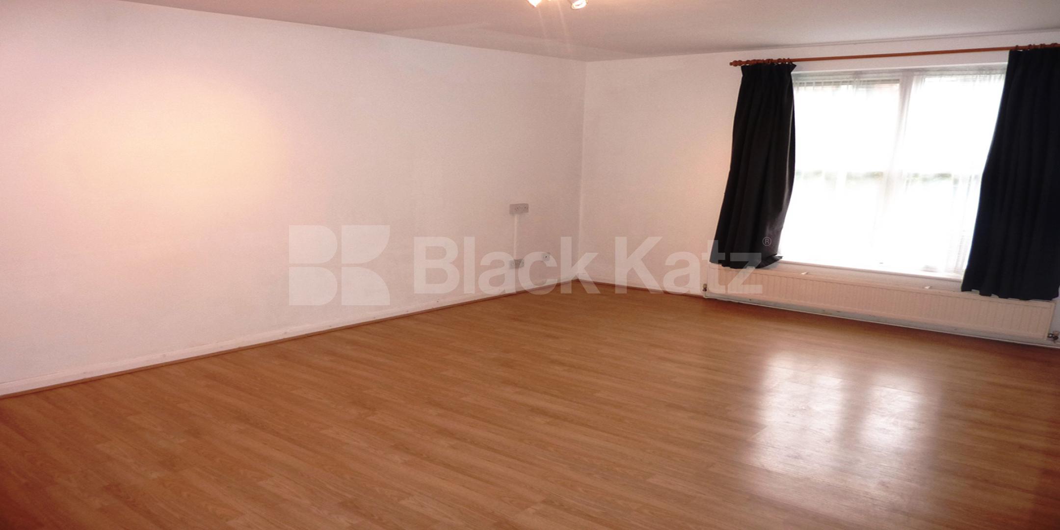 			NEW INSTRUCTION!, 2 Bedroom, 1 bath, 1 reception Flat			 Barker Drive, CAMDEN